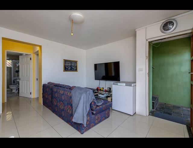8 BEDROOM HOUSE FOR SALE IN BO KAAP